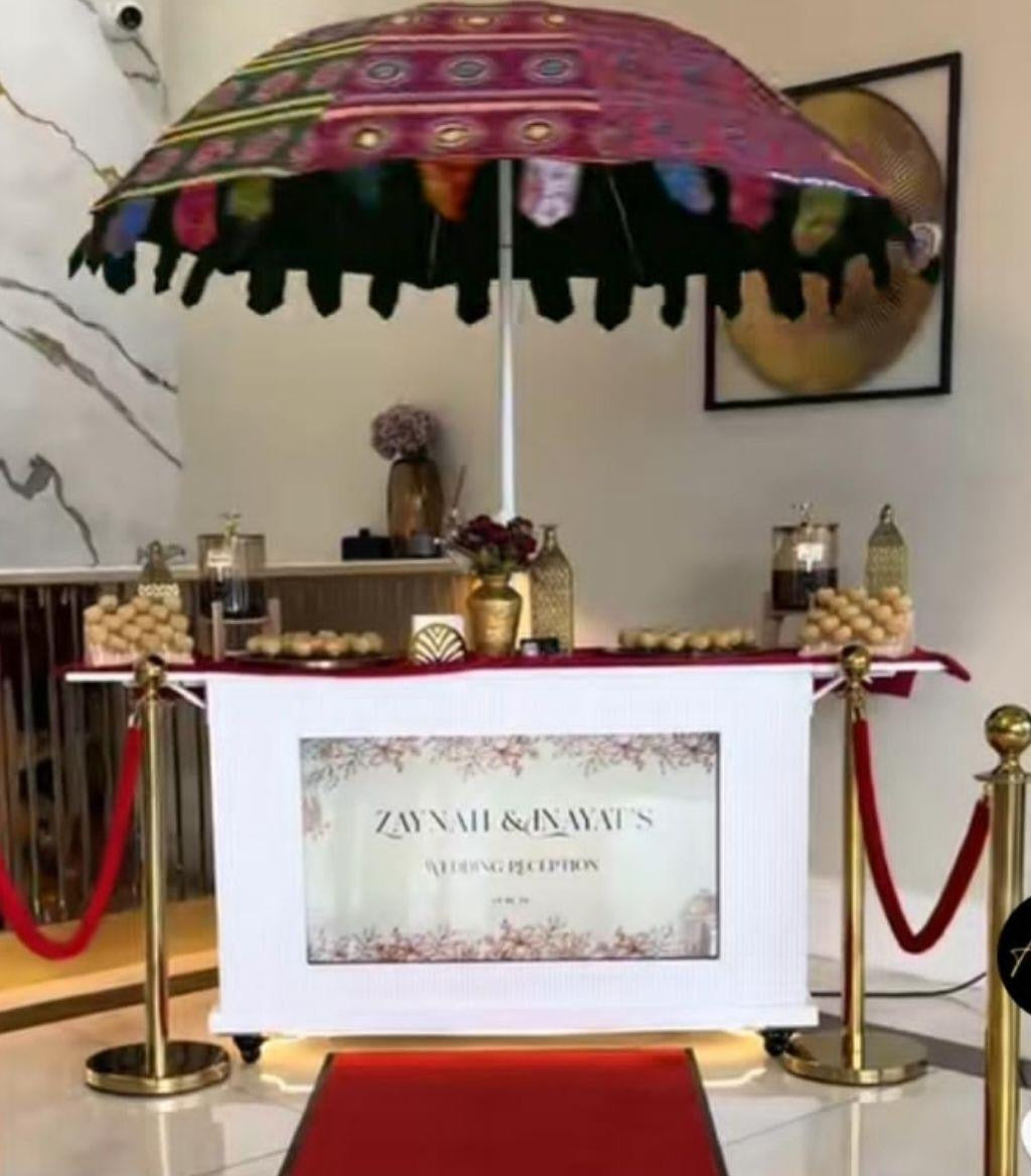 Custom Mobile Cart with Screen Design